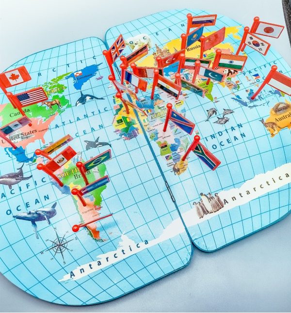 Wooden World Map With Recognition Flags – 30 Countries